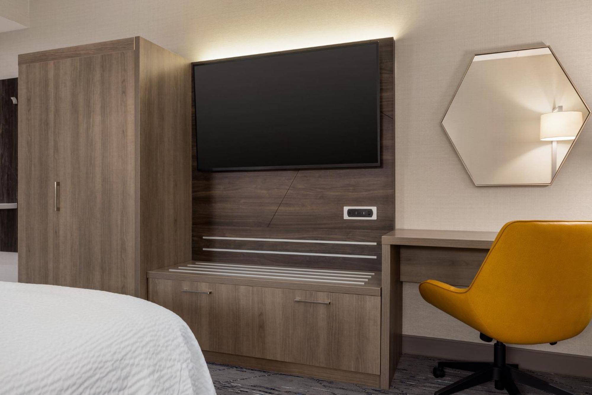 Holiday Inn Express - Strathroy By Ihg Eksteriør billede